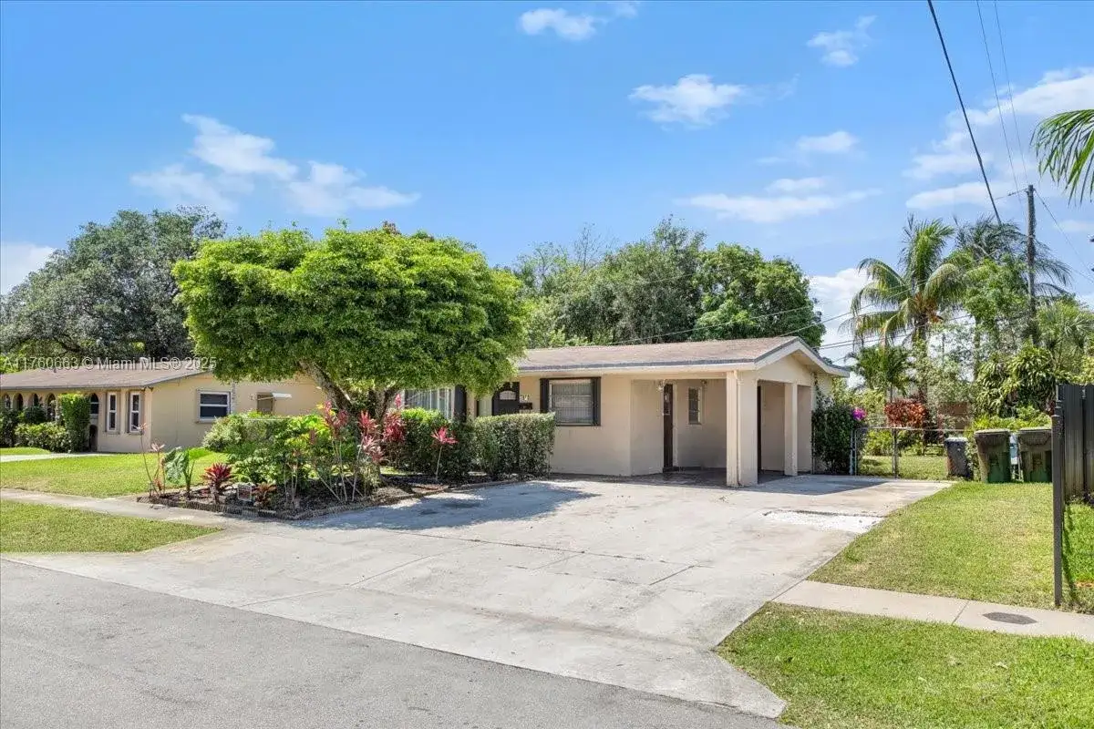 4 bedroom 2 bath Residential Lease for rent at 3860 NW 7th Pl # 1, Lauderhill FL 33311