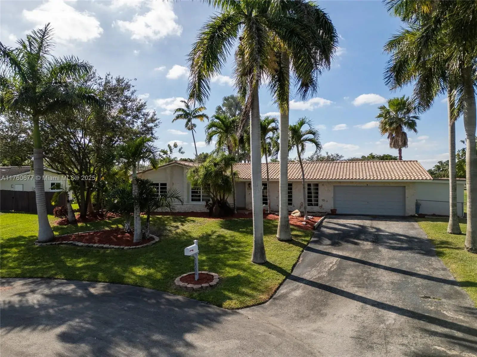 4 bedroom 3 bath Residential for sale at 18200 SW 86th Ave, Palmetto Bay FL 33157