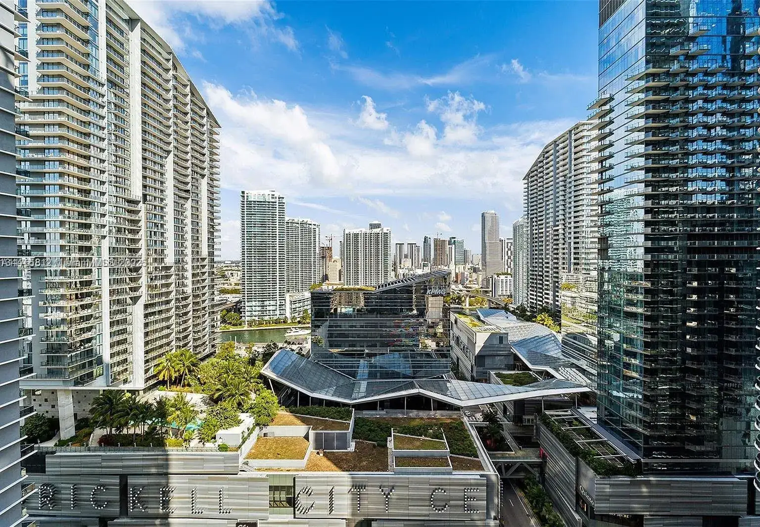 1 bedroom 1 bath Residential for sale at 55 SW 9th St # 1107, Miami FL 33130