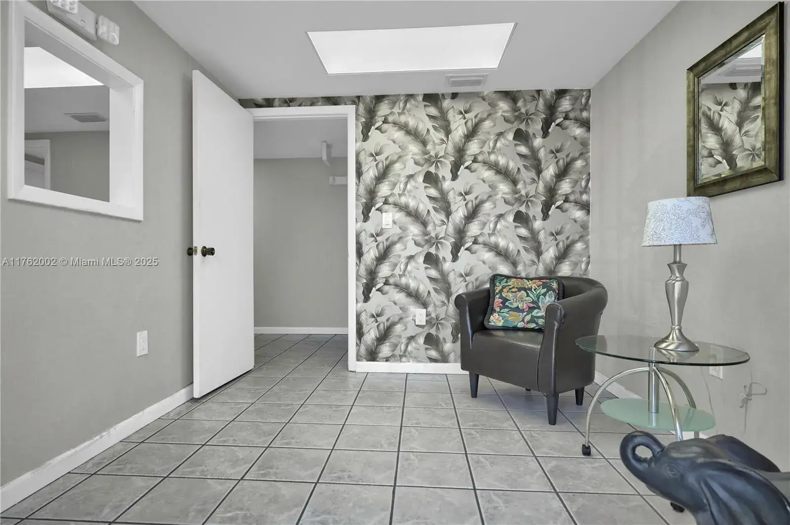 Commercial Sale for sale at 5220 NW 72nd Ave # A1, Miami FL 33166