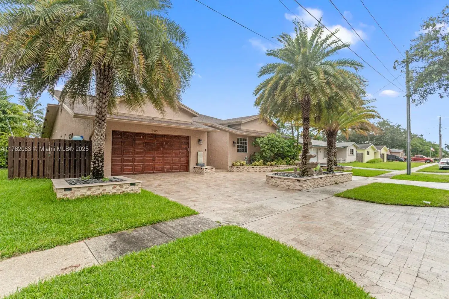 5 bedroom 3 bath Residential for sale at 5160 SW 89th Ter, Cooper City FL 33328