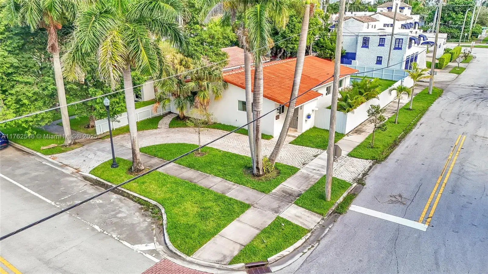 4 bedroom 2 bath Residential for sale at 1070 Tyler St, Hollywood FL 33019