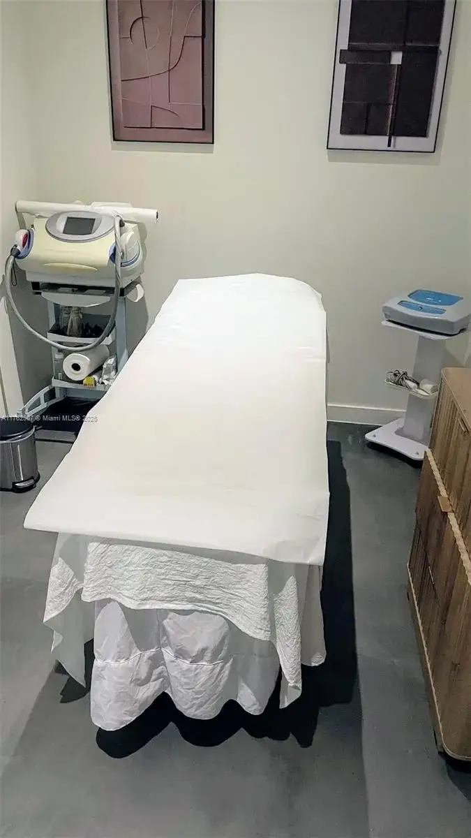 Commercial Sale for sale at SPA in Brickell Ave FOR LEASE, Miami FL 33131