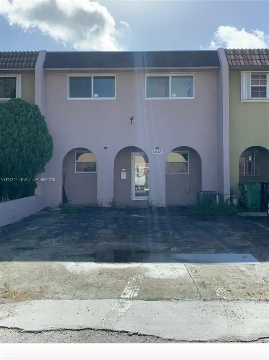 3 bedroom 2 bath Residential Lease for rent at 6845 W 2nd Ln, Hialeah FL 33014
