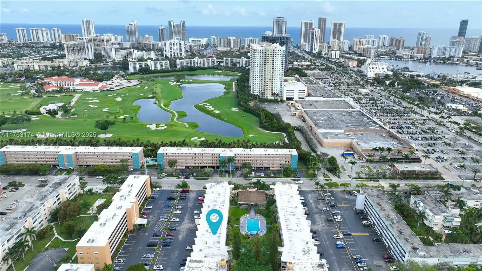 1 bedroom 1 bath Residential Lease for rent at 201 NE 14th Ave # 8C, Hallandale Beach FL 33009