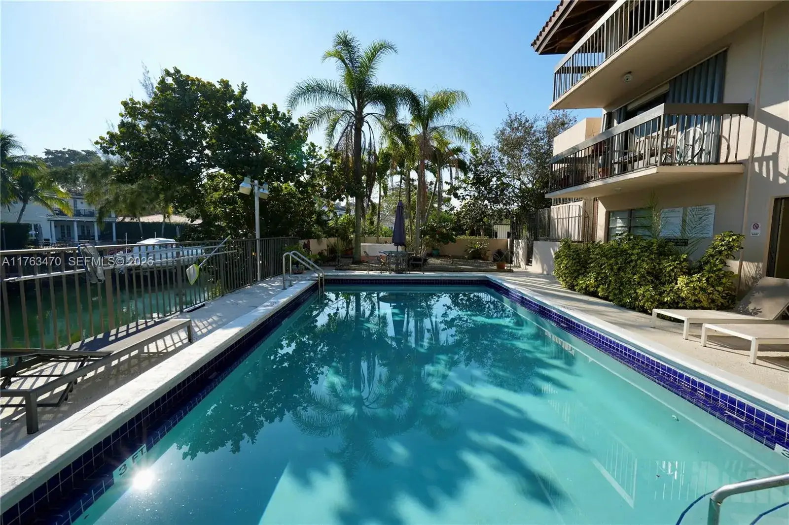 2 bedroom 2 bath Residential for sale at 5201 Orduna Dr # 12, Coral Gables FL 33146