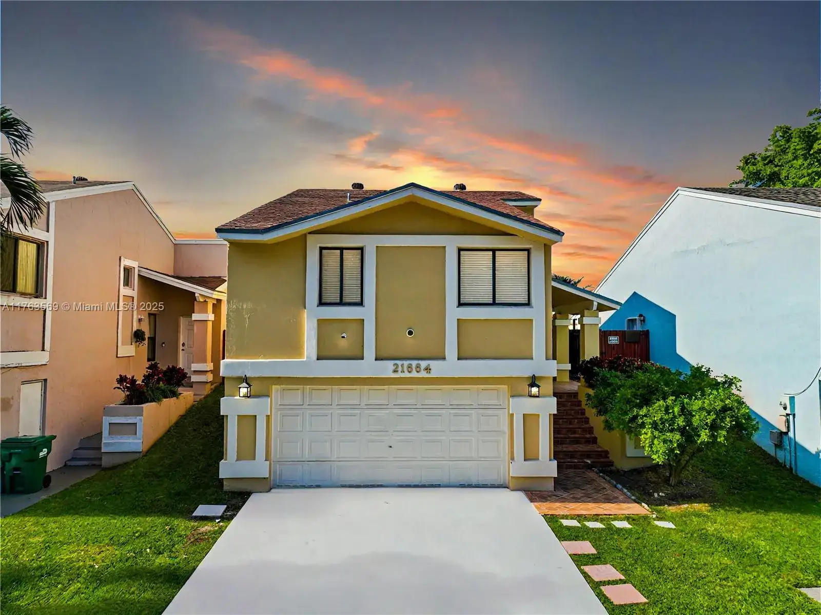 4 bedroom 3 bath Residential for sale at 21664 SW 98th Pl, Cutler Bay FL 33190