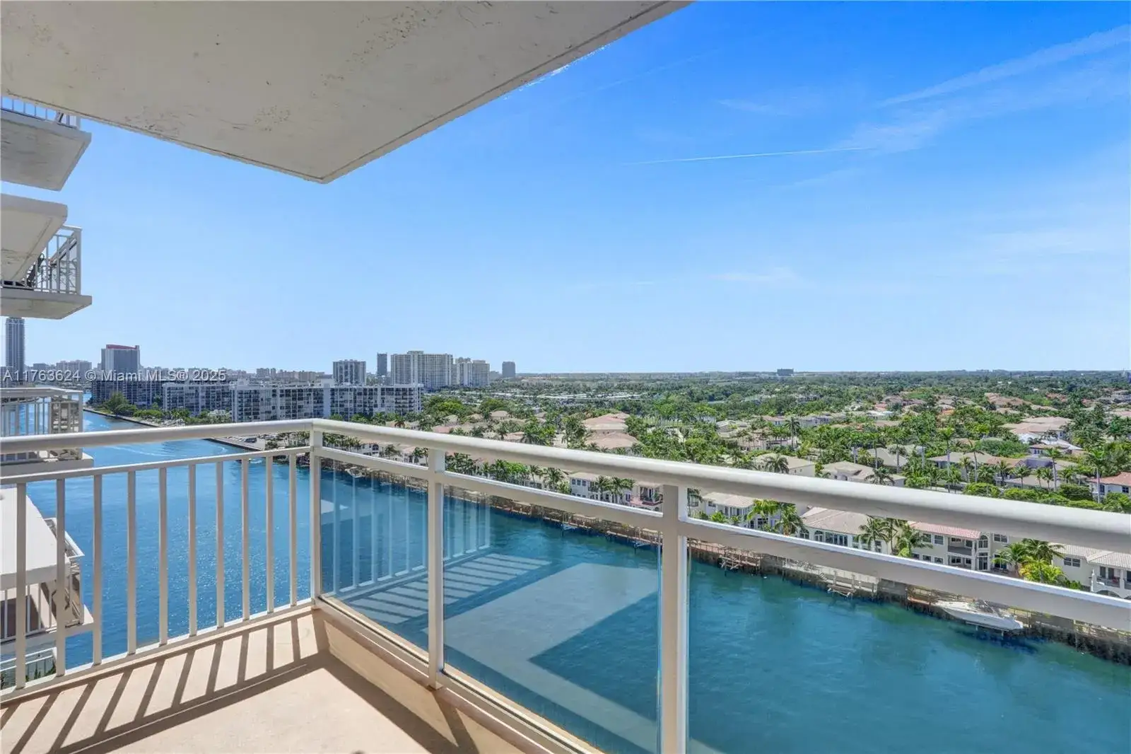 2 bedroom 2 bath Residential for sale at 1600 S Ocean Dr # 15B, Hollywood FL 33019