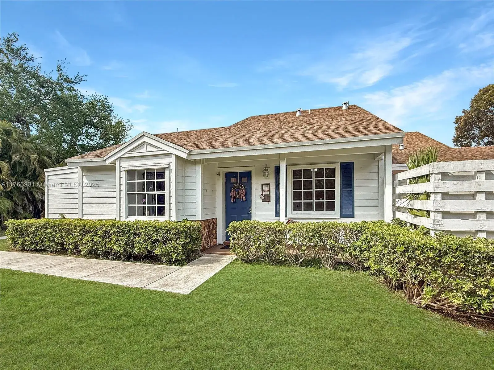 2 bedroom 1 bath Residential Lease for rent at 13771 SW 149th Cir Ln # 85, Miami FL 33186