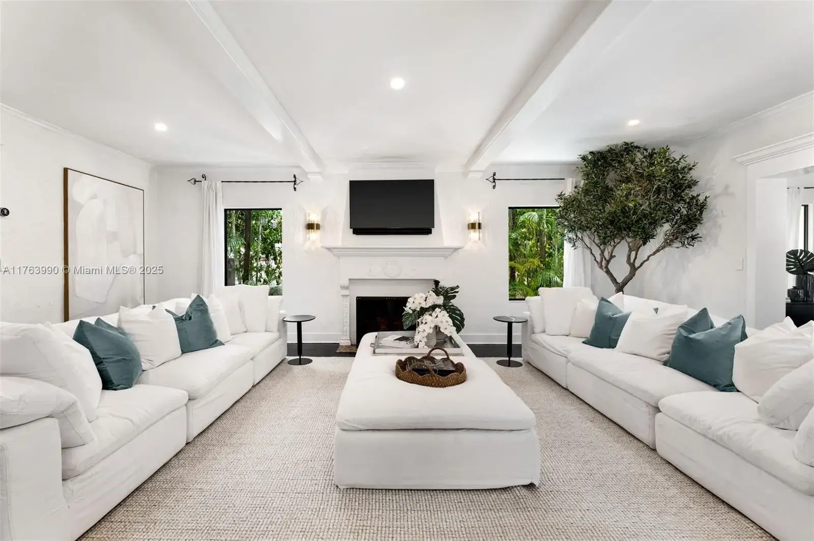 5 bedroom 5 bath Residential for sale at 4430 Alton Rd, Miami Beach FL 33140