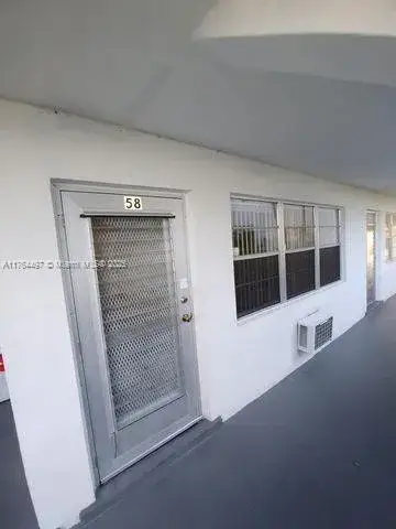 1 bedroom 1 bath Residential for sale at 56 Canterbury # C, West Palm Beach FL 33417