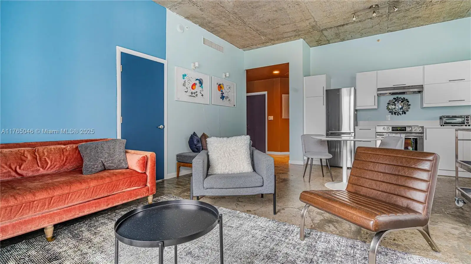 2 bedroom 1 bath Residential for sale at 133 NE 2nd Ave # 601, Miami FL 33132