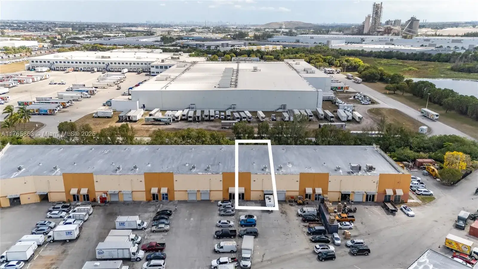 Commercial Sale for sale at 12605 NW 115th Ave # 104, Medley FL 33178