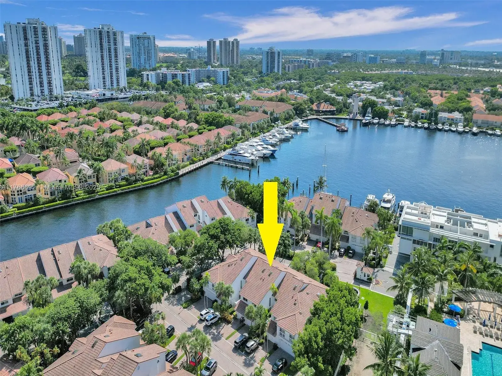 3 bedroom 2 bath Residential Lease for rent at 20938 NE 37th Ct, Aventura FL 33180