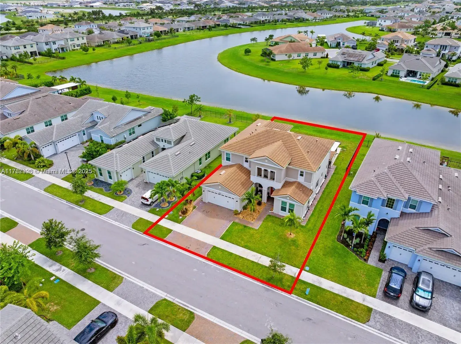 5 bedroom 4 bath Residential for sale at 5907 Jasmine Ln, Loxahatchee FL 33470