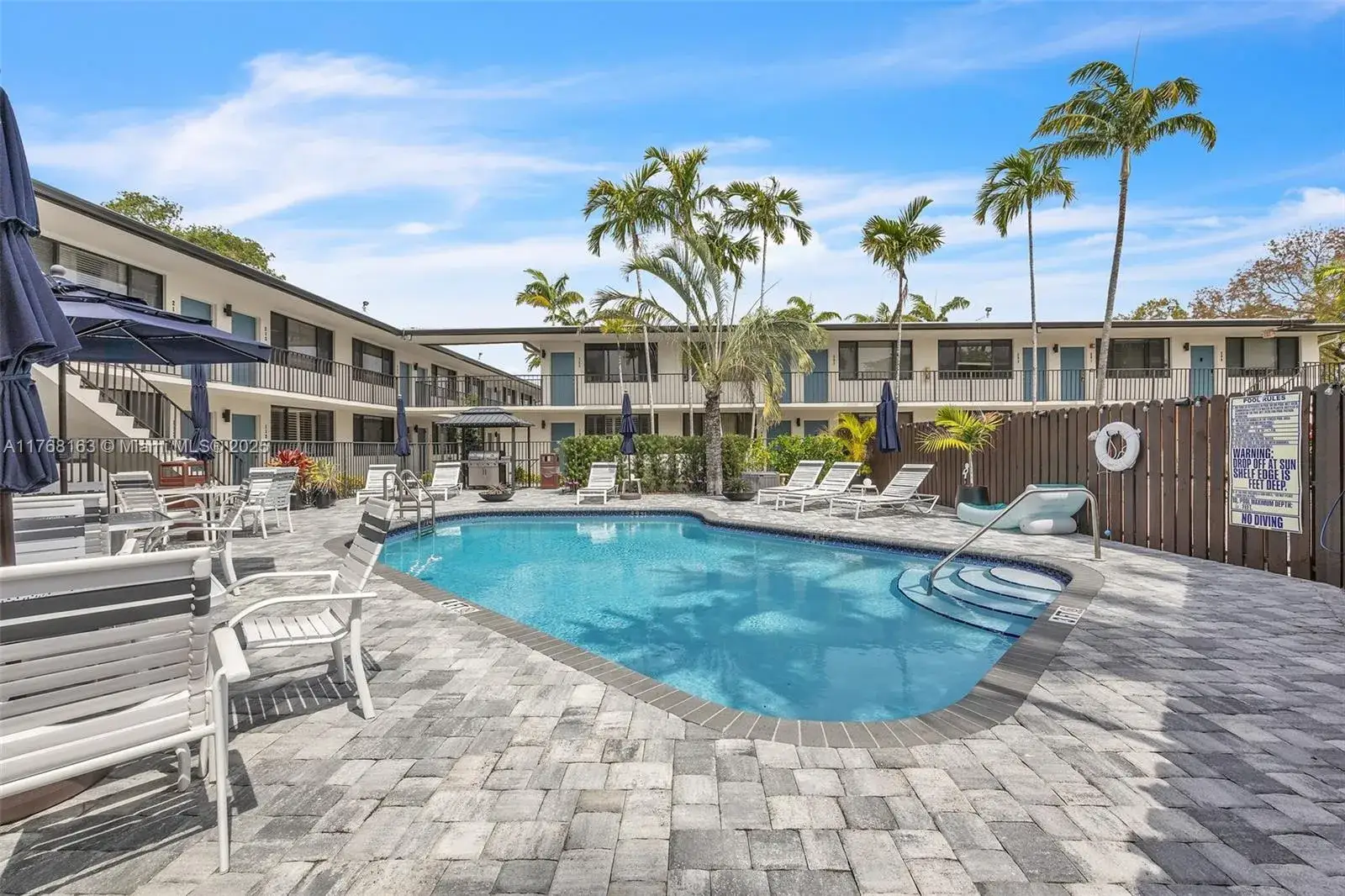 1 bedroom 1 bath Residential for sale at 1901 N Andrews Ave # 105, Wilton Manors FL 33311