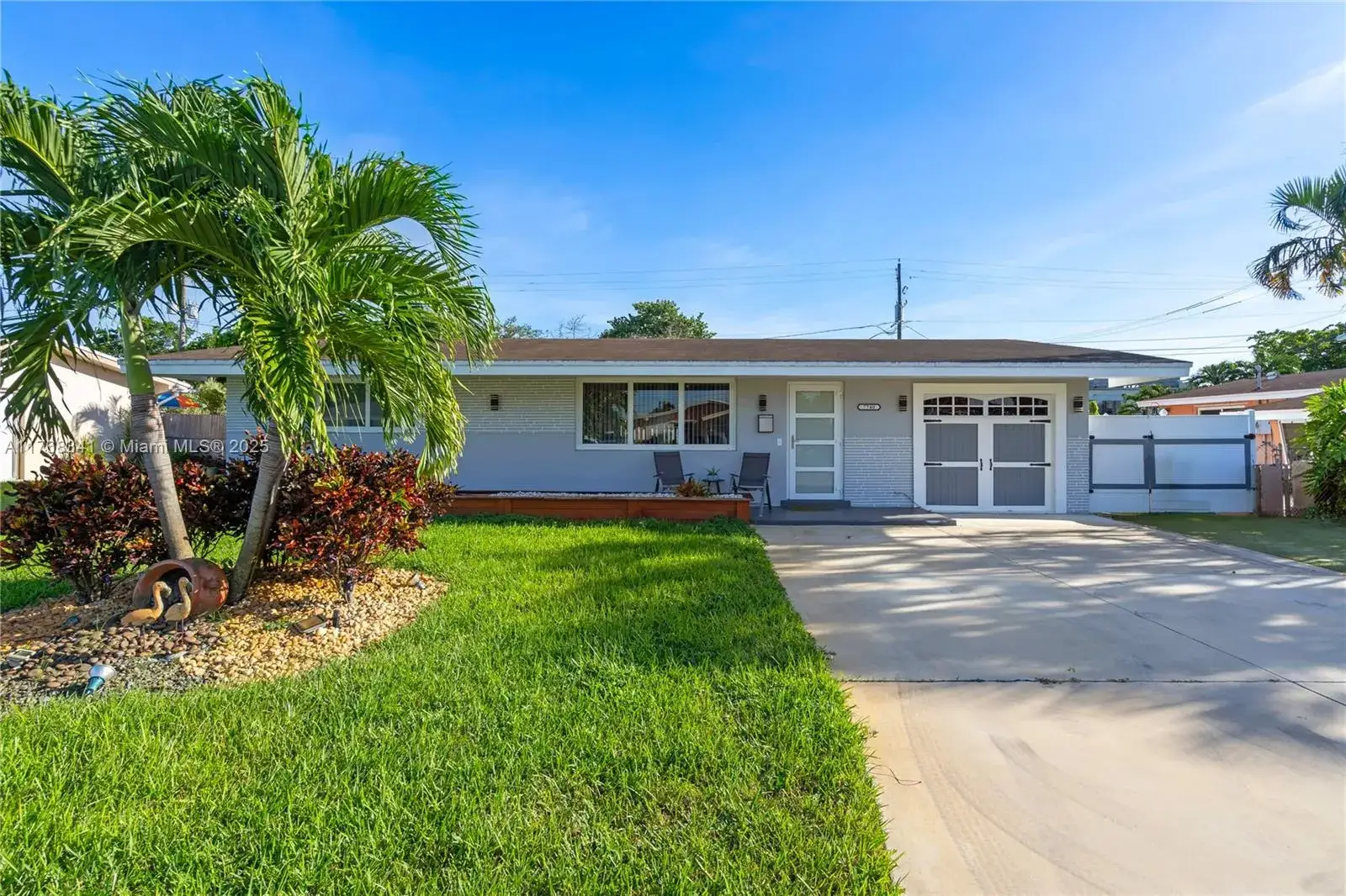 2 bedroom 1 bath Residential for sale at 7740 NW 10TH ST, Pembroke Pines FL 33024