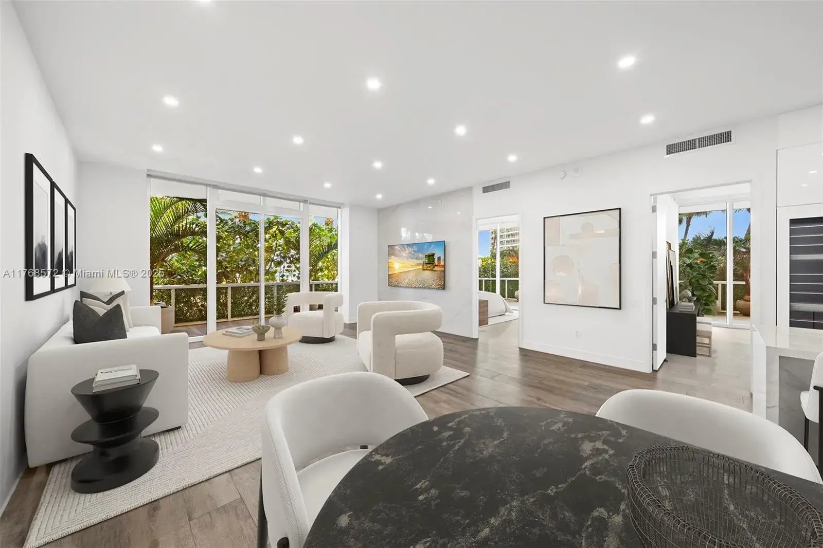 2 bedroom 2 bath Residential for sale at 450 Alton Rd # 602, Miami Beach FL 33139