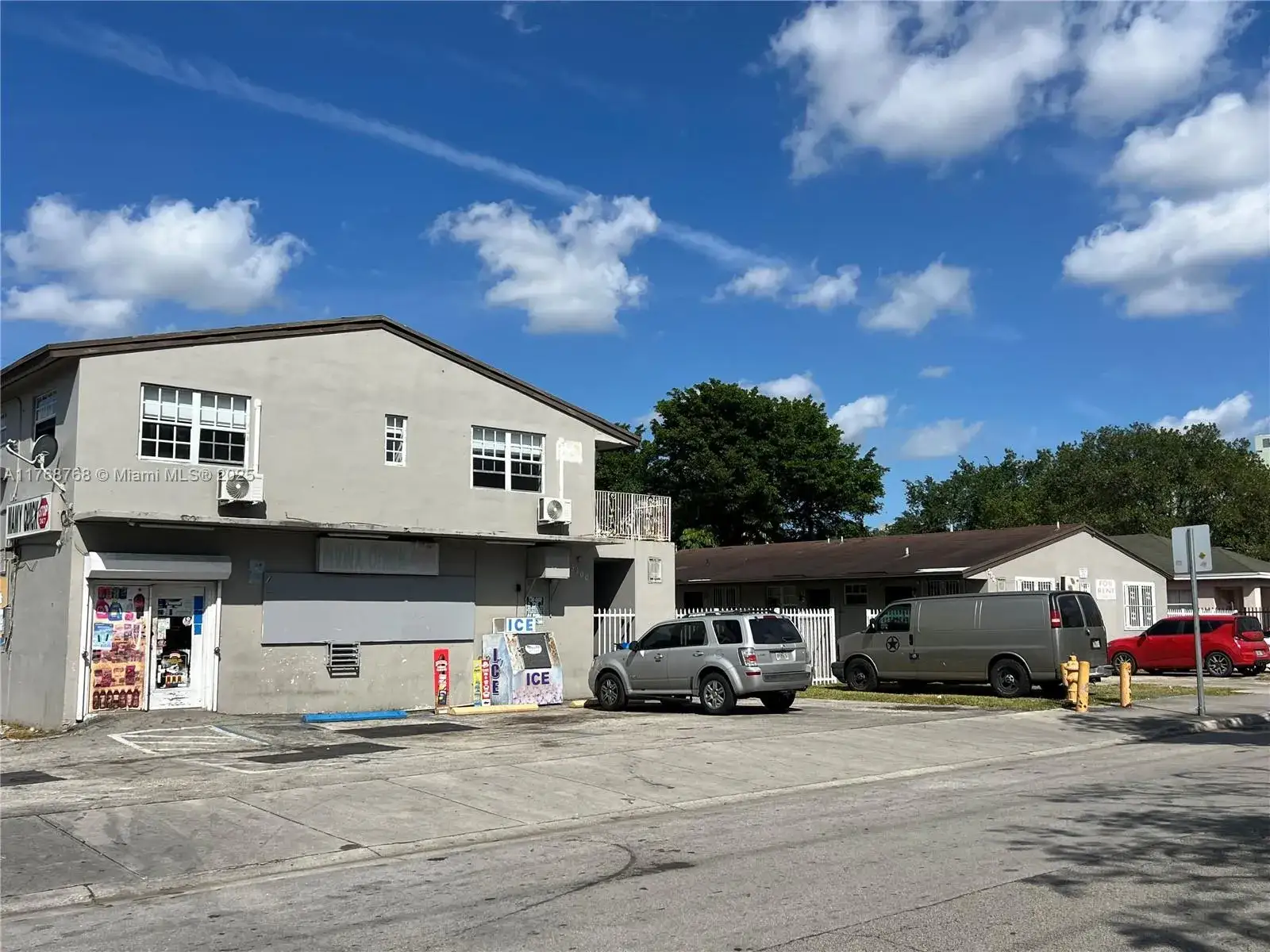 1 bedroom 1 bath Residential Lease for rent at 5100 NW 23rd Ave # 5, Miami FL 33142