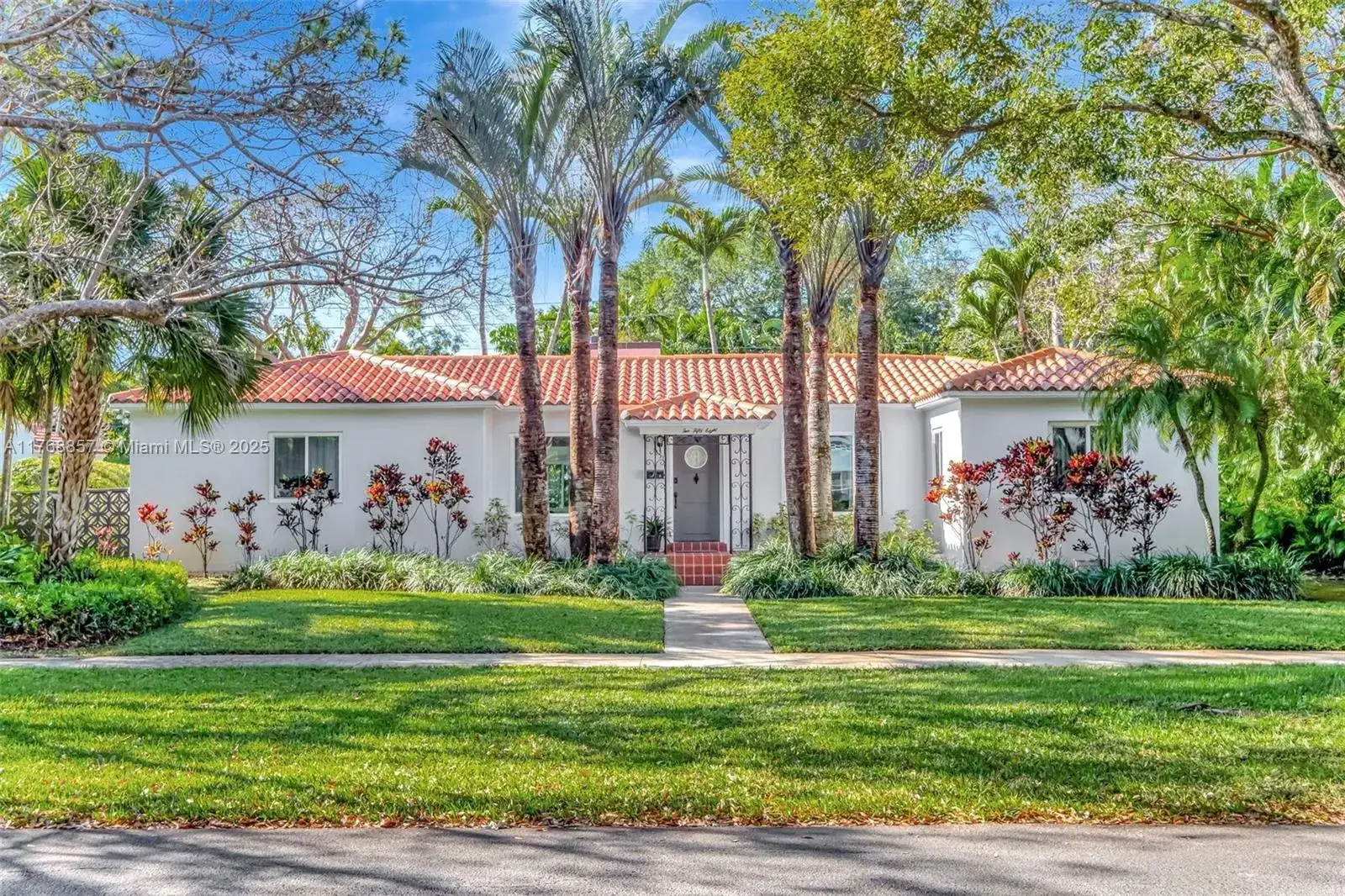 3 bedroom 2 bath Residential for sale at 258 NE 92nd St, Miami Shores FL 33138