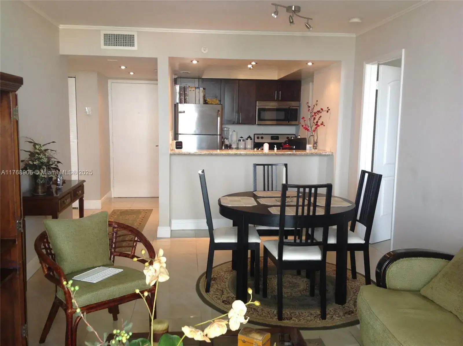 2 bedroom 2 bath Residential for sale at 850 N Miami Ave # 1906, Miami FL 33136