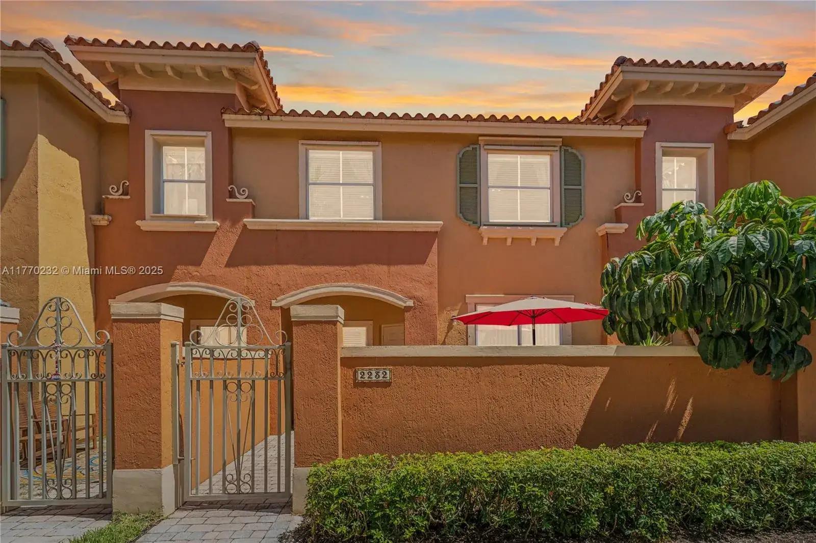 2 bedroom 2 bath Residential for sale at 2232 Coral Reef Ct # 2232, Dania Beach FL 33312
