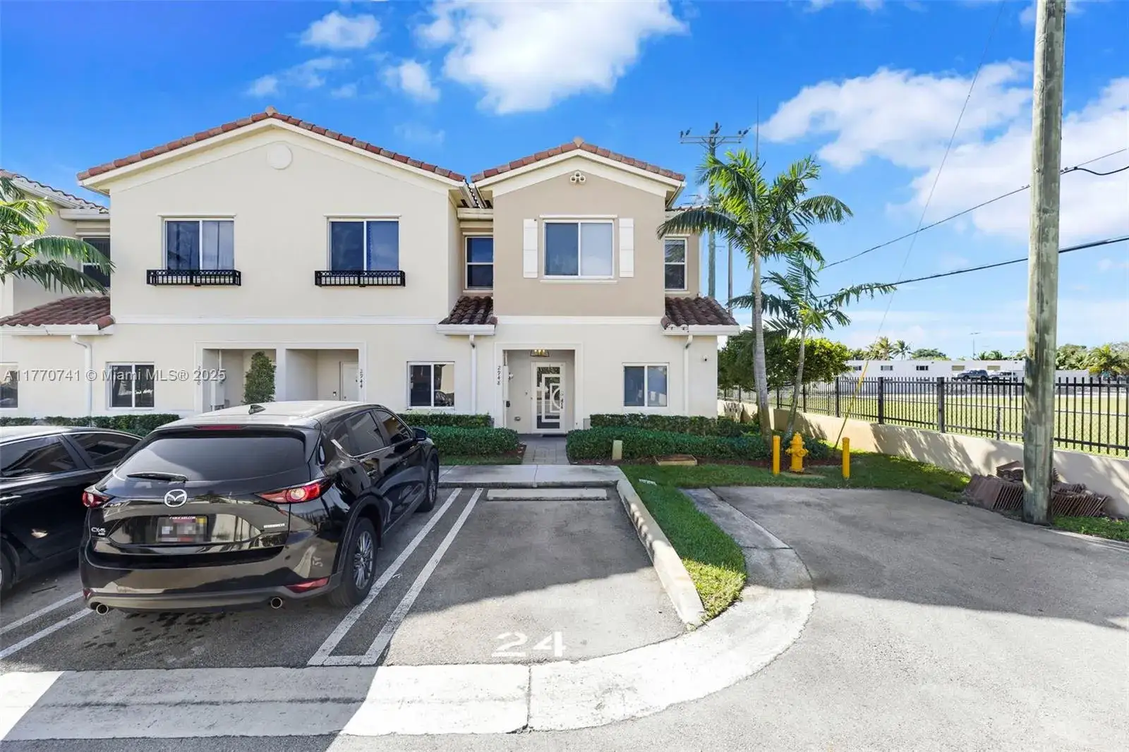 3 bedroom 2 bath Residential for sale at 2948 NW 180th St # 2948, Miami Gardens FL 33056