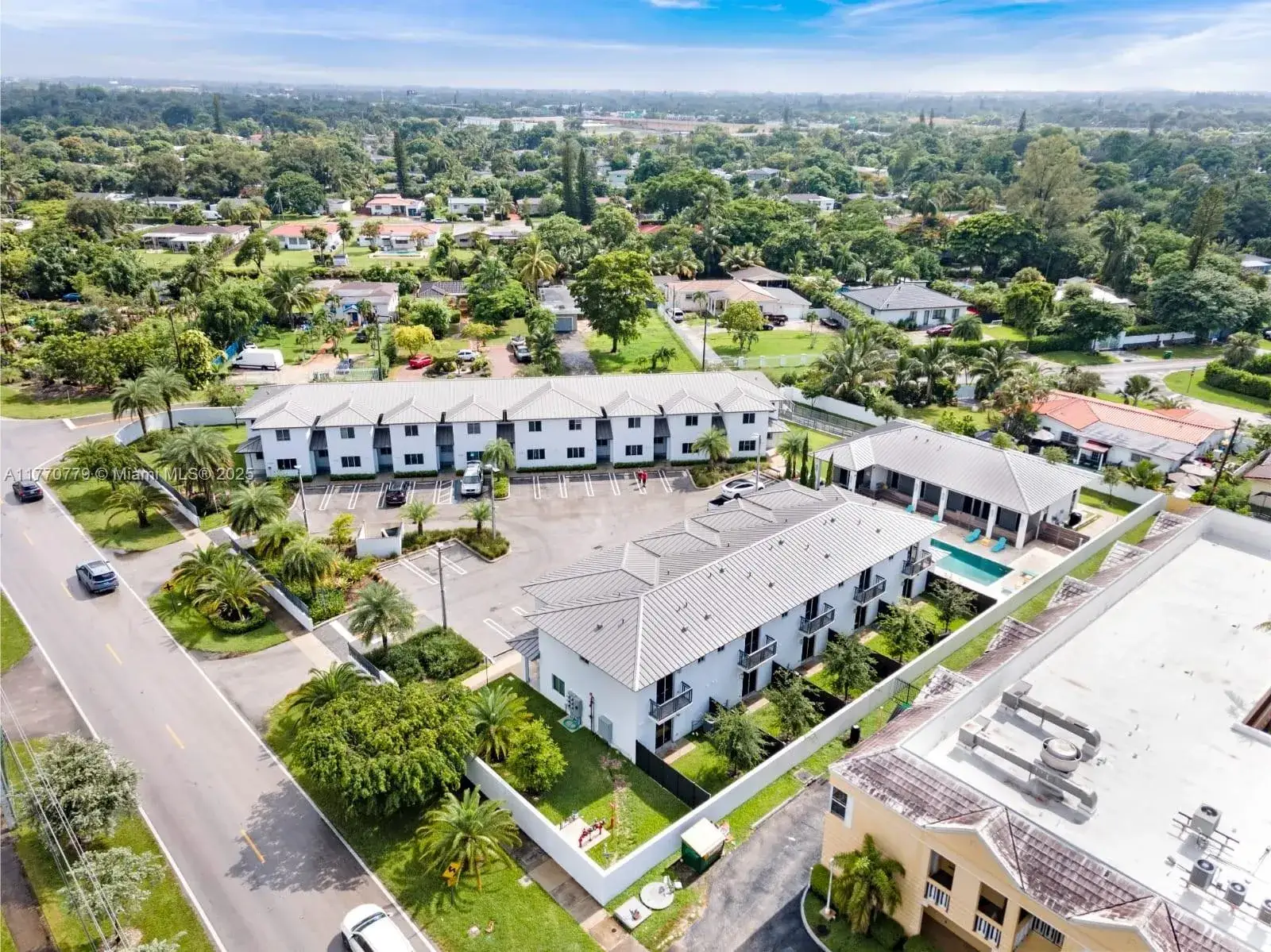3 bedroom 2 bath Residential Lease for rent at 15450 NW 2nd Ave # 15450, Miami FL 33169