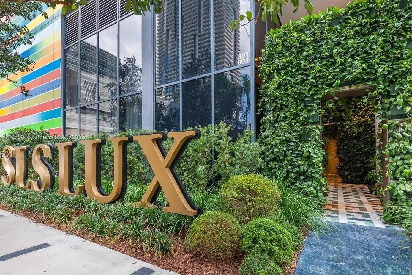 1 bedroom 2 bath Residential for sale at 801 S Miami Ave # 4308, Miami FL 33130