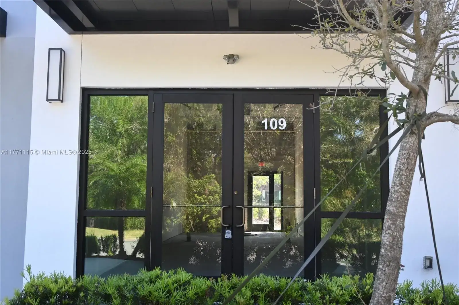 Commercial Sale for sale at 3370 ROUSE RD # 109, Orlando FL 32817
