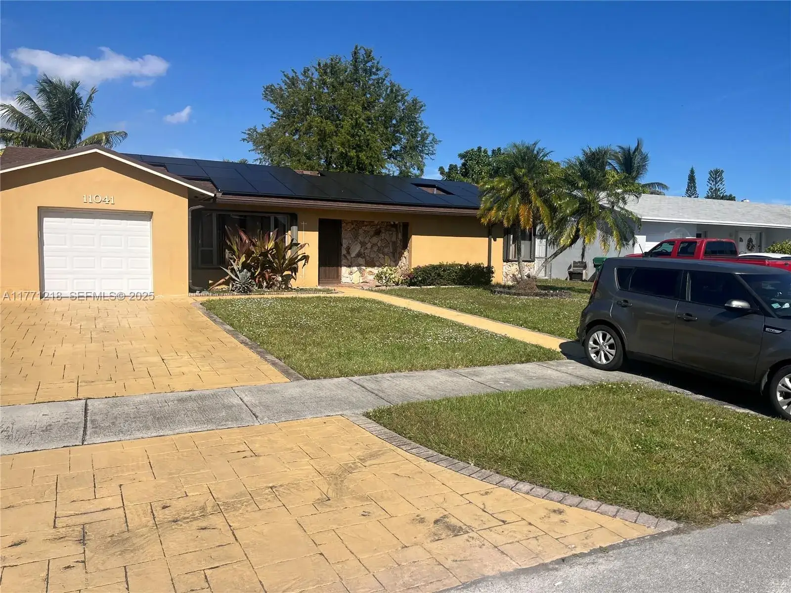 3 bedroom 2 bath Residential for sale at 11041 SW 166th Ter, Miami FL 33157