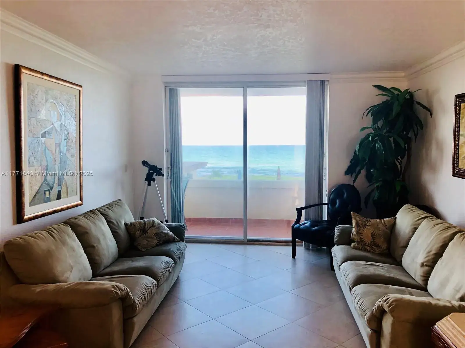 2 bedroom 2 bath Residential for sale at 1936 S Ocean Dr # 24C, Hallandale Beach FL 33009