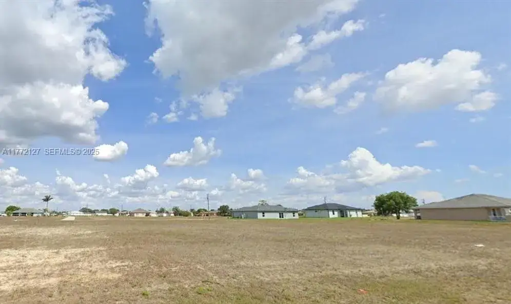 Land/Boat Docks for sale at 2933 NW 8Th Pl, Cape Coral FL 33993