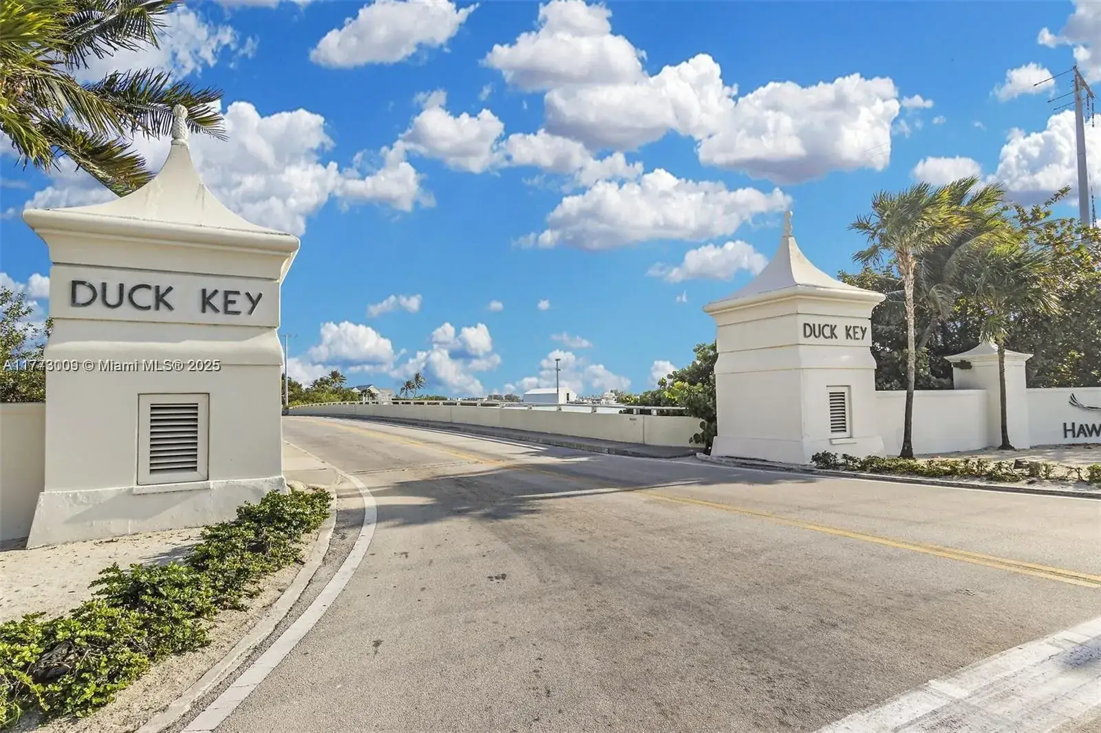Land/Boat Docks for sale at Lot 17 Jamaica St, Duck FL 33050