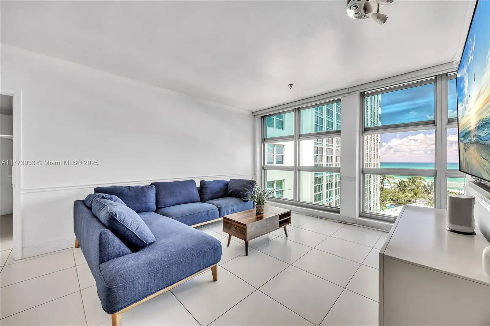 2 bedroom 2 bath Residential for sale at 5055 Collins Ave # 6G, Miami Beach FL 33140