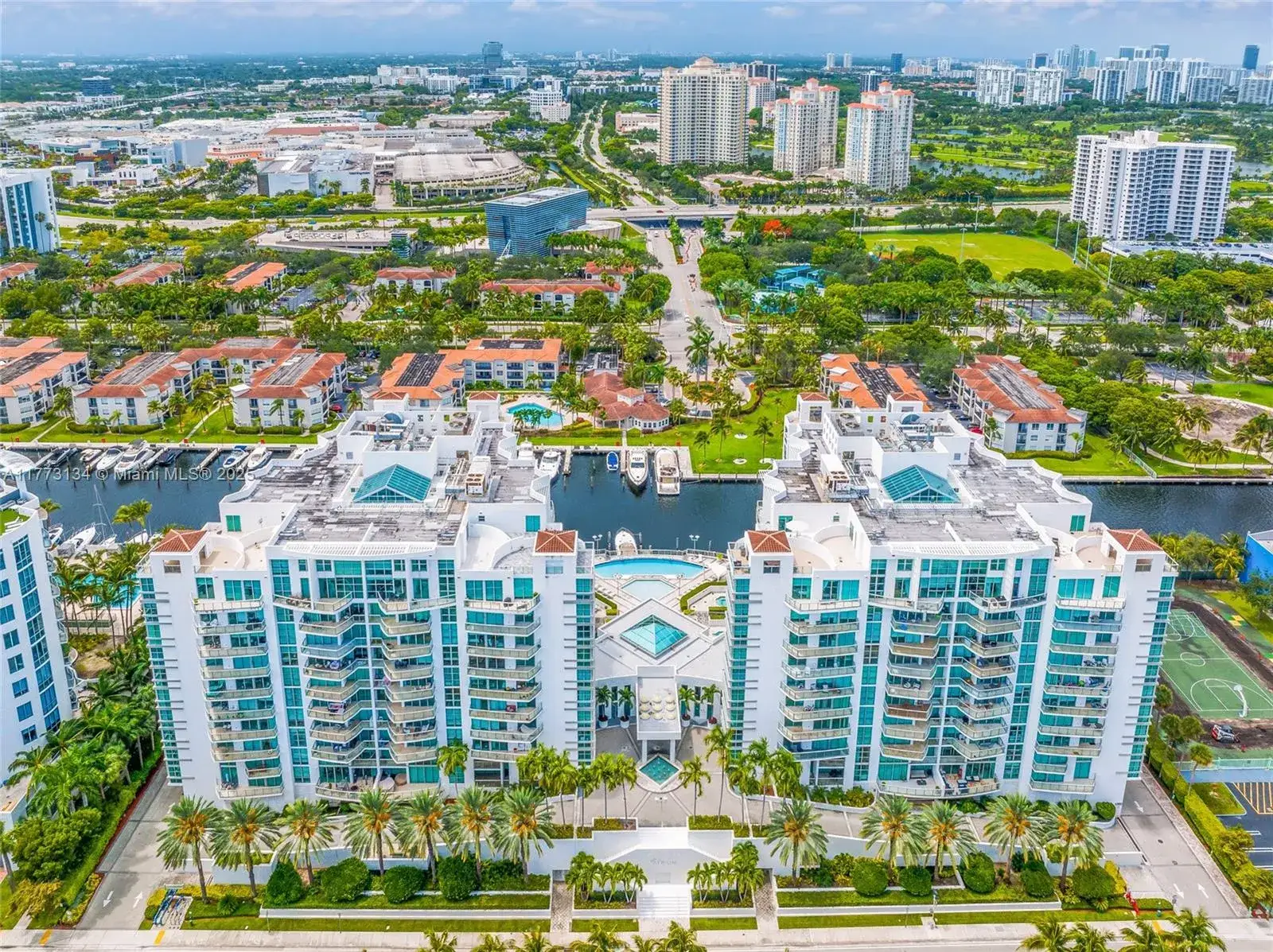 2 bedroom 2 bath Residential Lease for rent at 3131 NE 188th St # 910, Aventura FL 33180