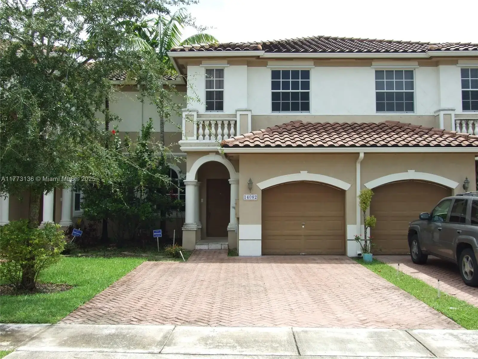 3 bedroom 2 bath Residential for sale at 14082 SW 50th Ct, Miramar FL 33027