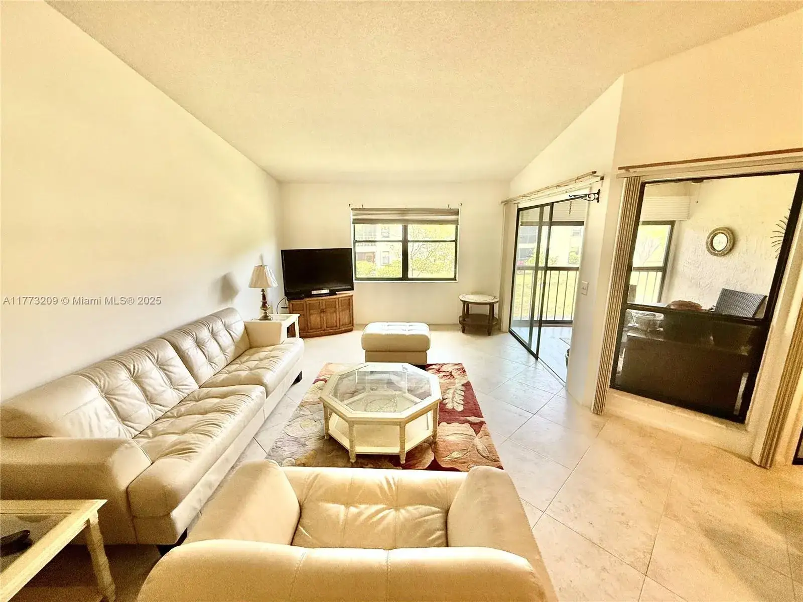 2 bedroom 2 bath Residential for sale at 3310 Perimeter Dr # 3310, Green Acres FL 33467