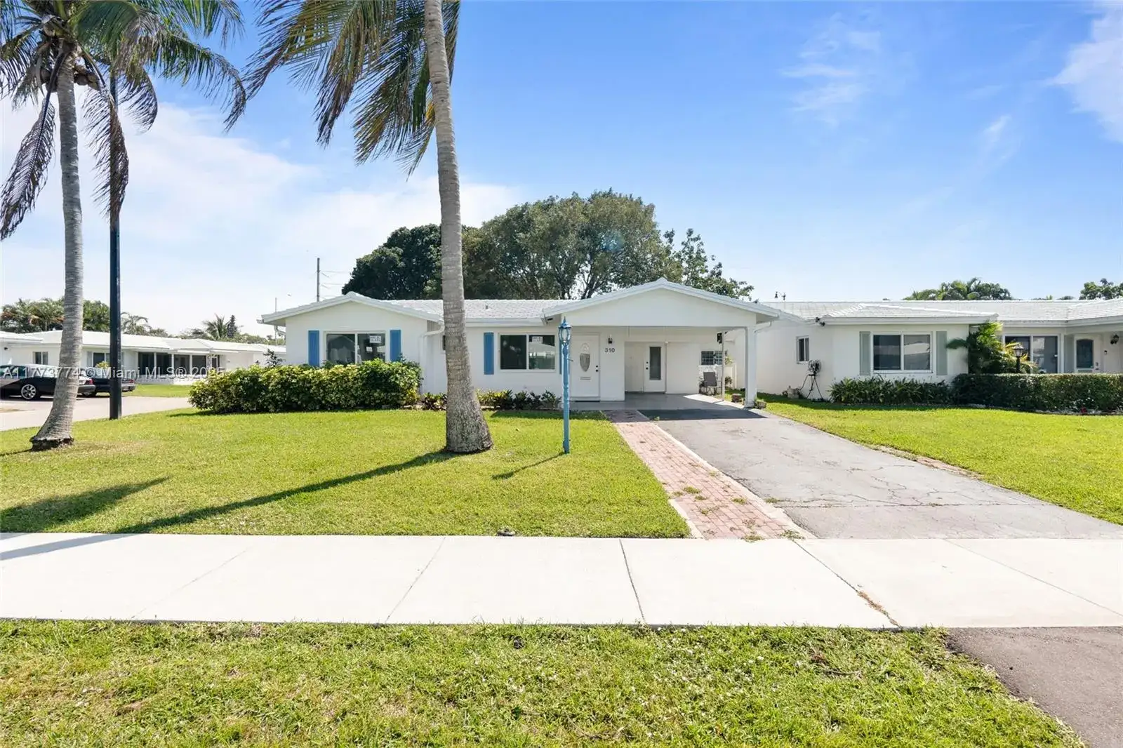 2 bedroom 2 bath Residential for sale at 310 Leisure Blvd, Pompano Beach FL 33064