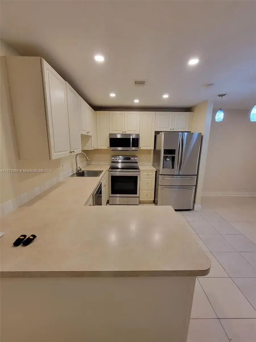 3 bedroom 2 bath Residential for sale at 8700 NW 40th St # 8700, Coral Springs FL 33065