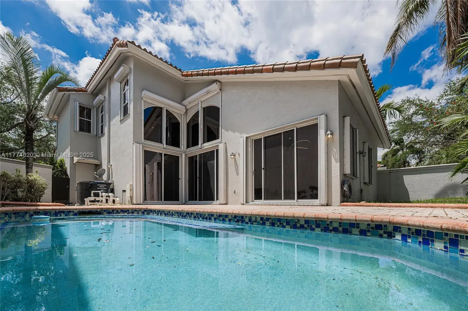 3 bedroom 3 bath Residential for sale at 1455 Breakwater Ter, Hollywood FL 33019