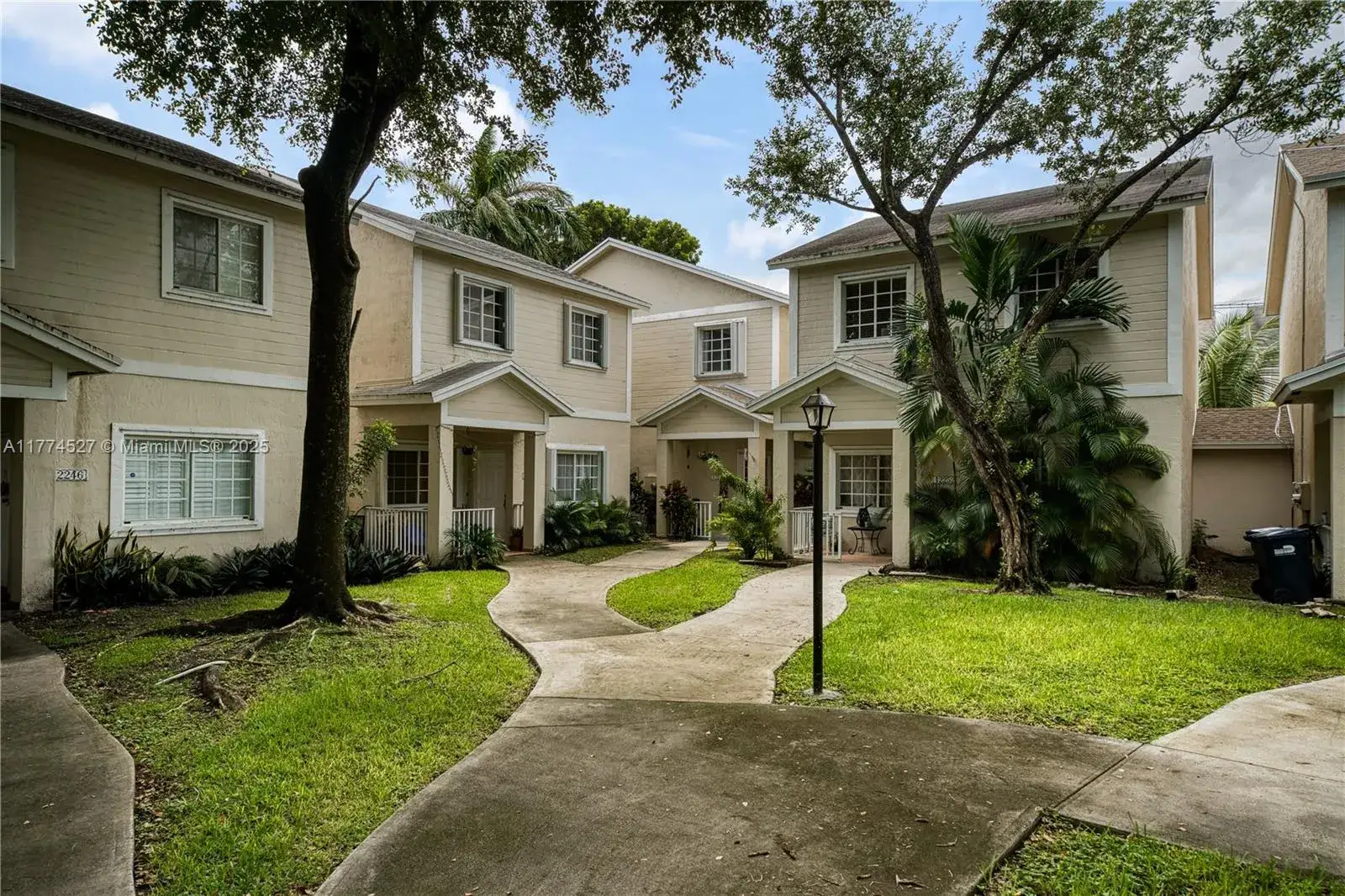 3 bedroom 2 bath Residential for sale at 12250 SW 148th Ter, Miami FL 33186