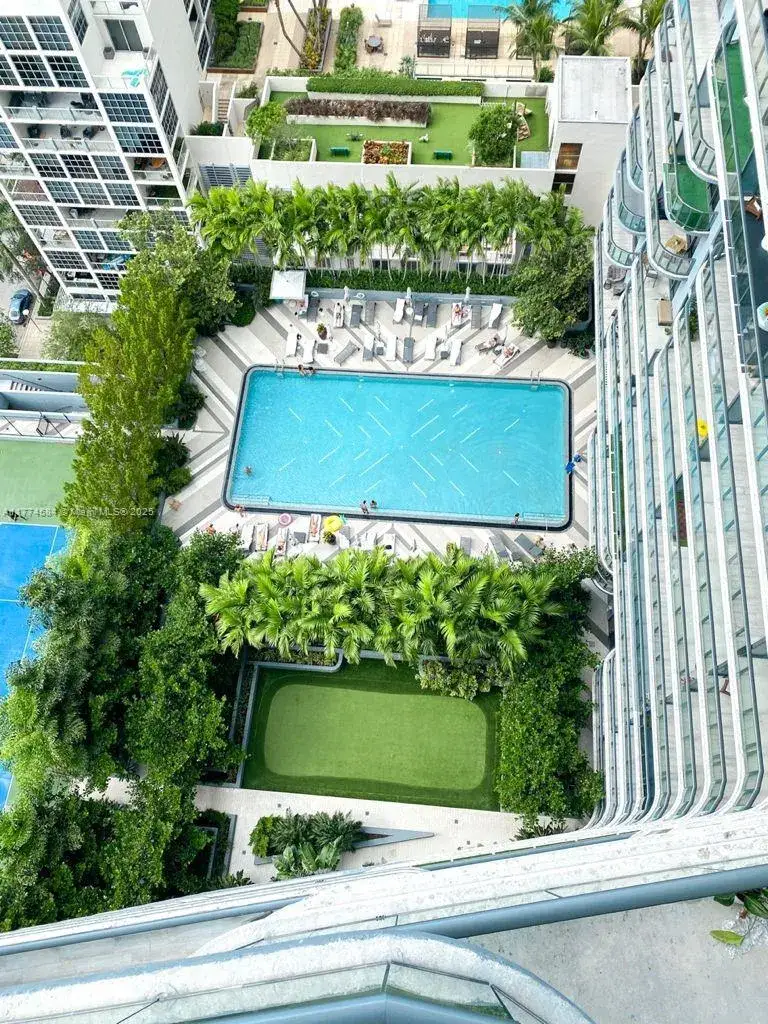 1 bedroom 1 bath Residential Lease for rent at 121 NE 34th St # 2415, Miami FL 33137
