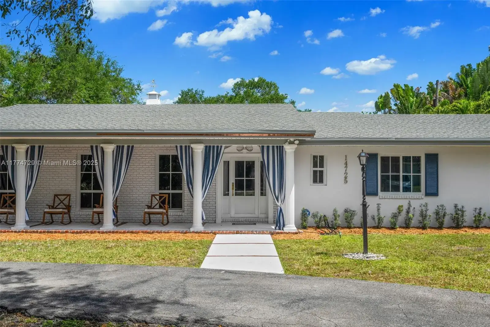 5 bedroom 3 bath Residential for sale at 14725 SW 82nd Ave, Palmetto Bay FL 33158