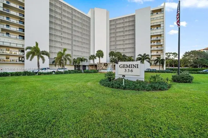 2 bedroom 2 bath Residential for sale at 336 Golfview Rd # 311, North Palm Beach FL 33408