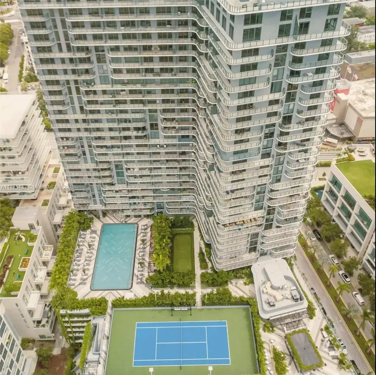 1 bedroom 1 bath Residential Lease for rent at 121 NE 34 ST # 2511, Miami FL 33137