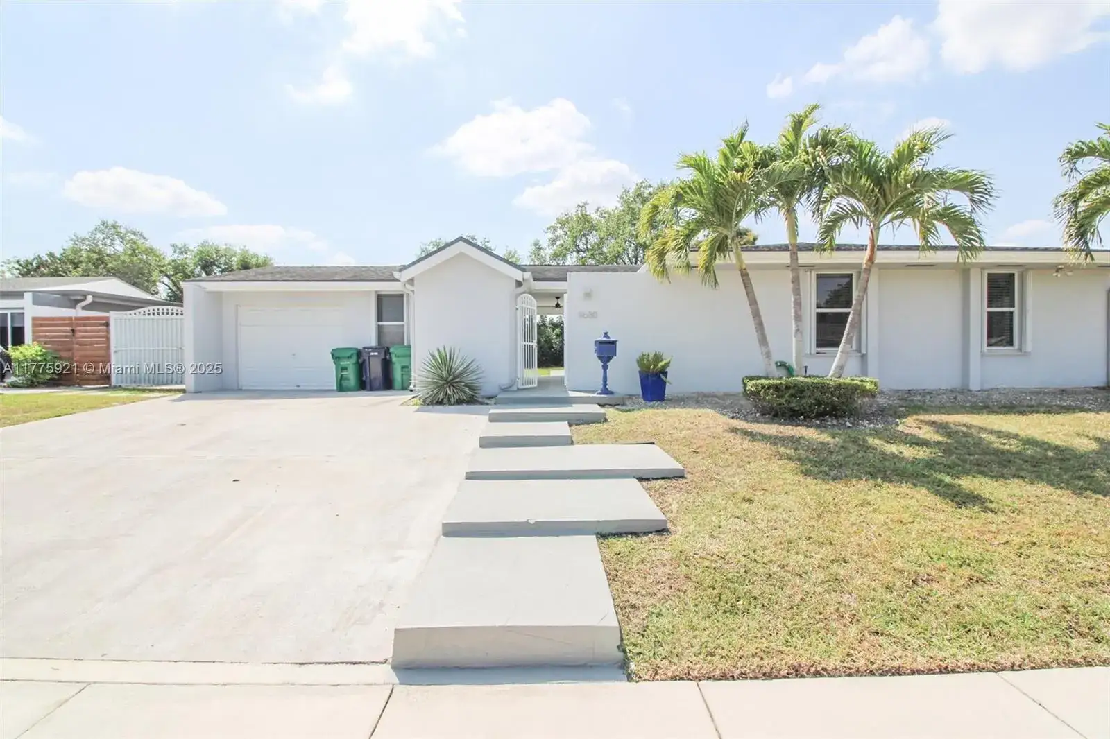 3 bedroom 2 bath Residential Lease for rent at 9680 SW 77th St, Miami FL 33173