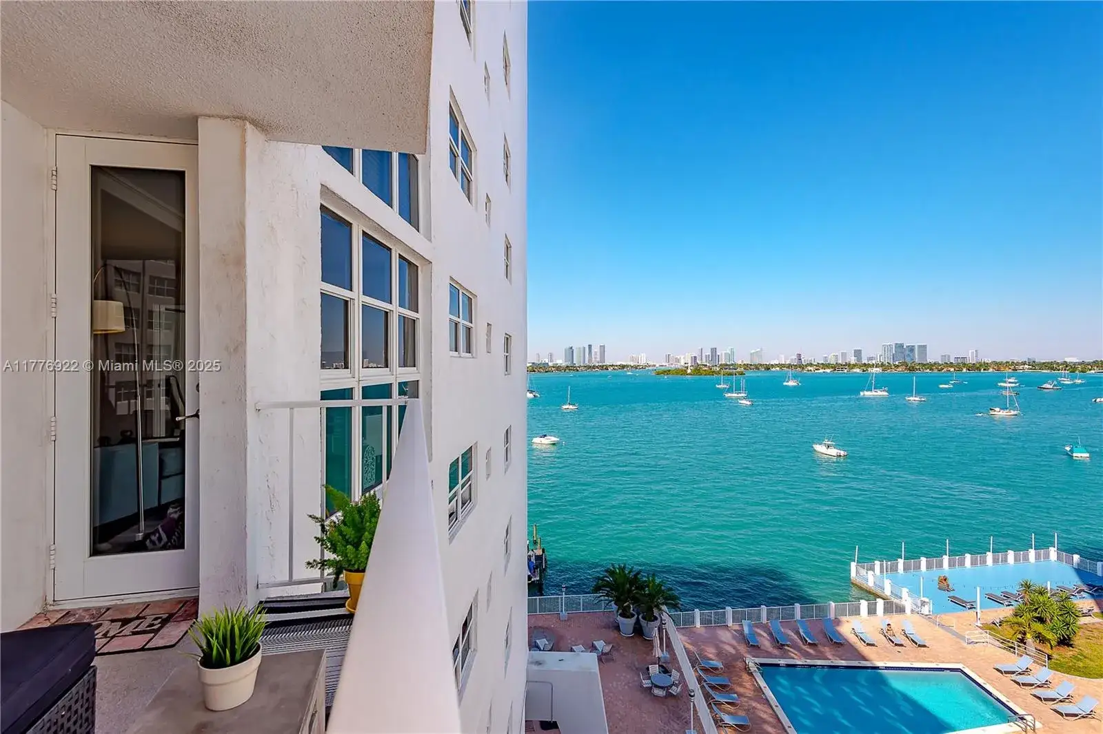 2 bedroom 2 bath Residential for sale at 1228 West Ave # 603, Miami Beach FL 33139