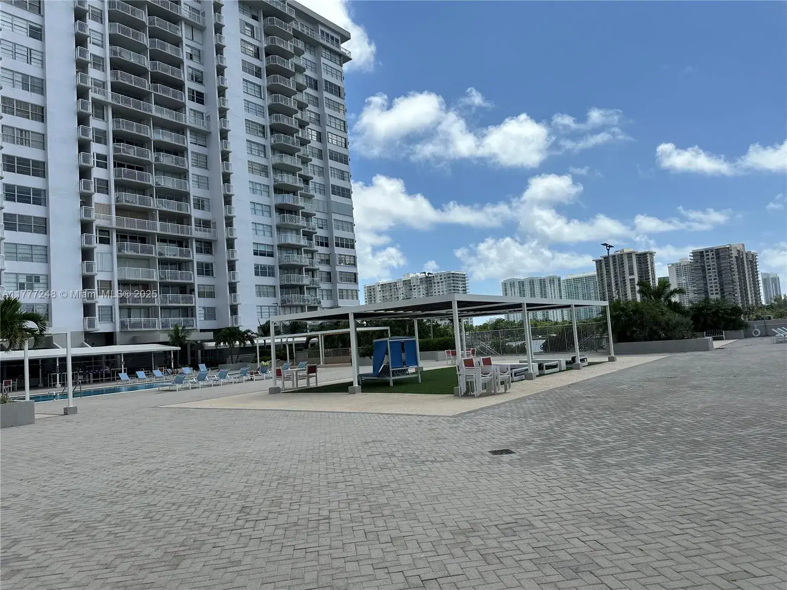 2 bedroom 2 bath Residential for sale at 18041 Biscayne Blvd # 202, Aventura FL 33160