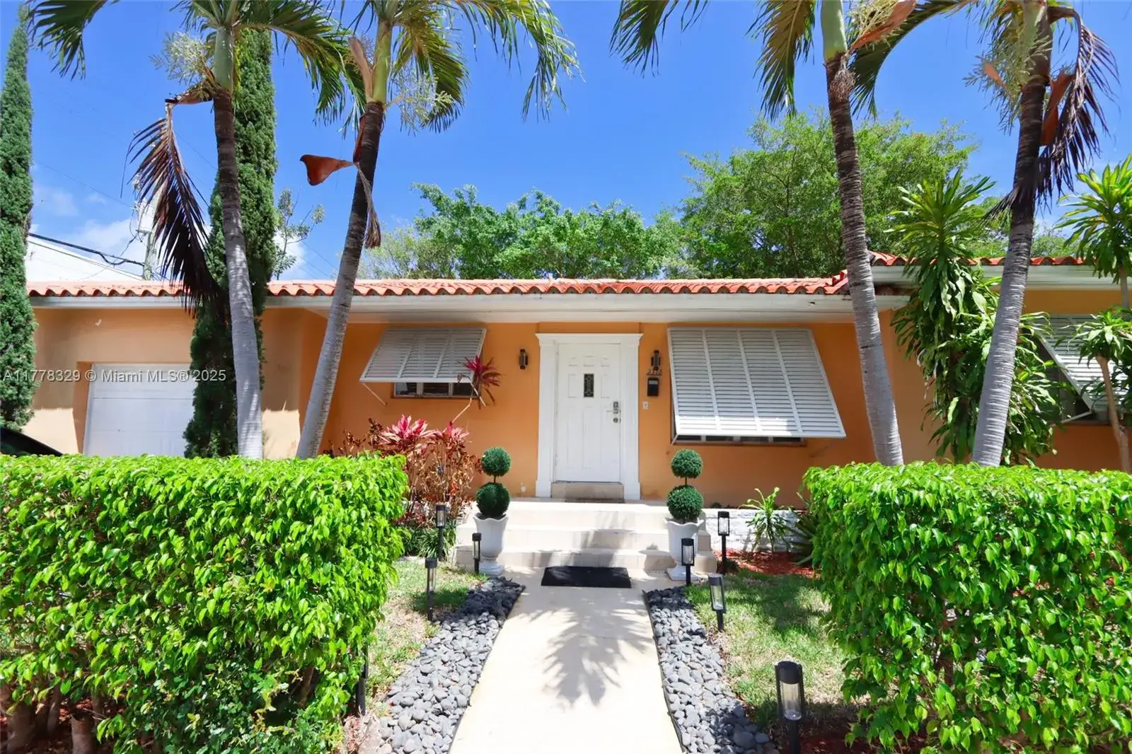3 bedroom 2 bath Residential for sale at 2715 Galiano St, Coral Gables FL 33134